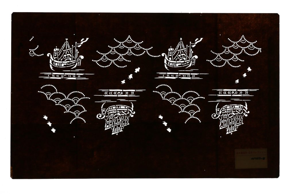 01767-2　南蛮船に波千鳥