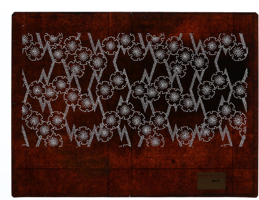 02011　松葉に雪丈