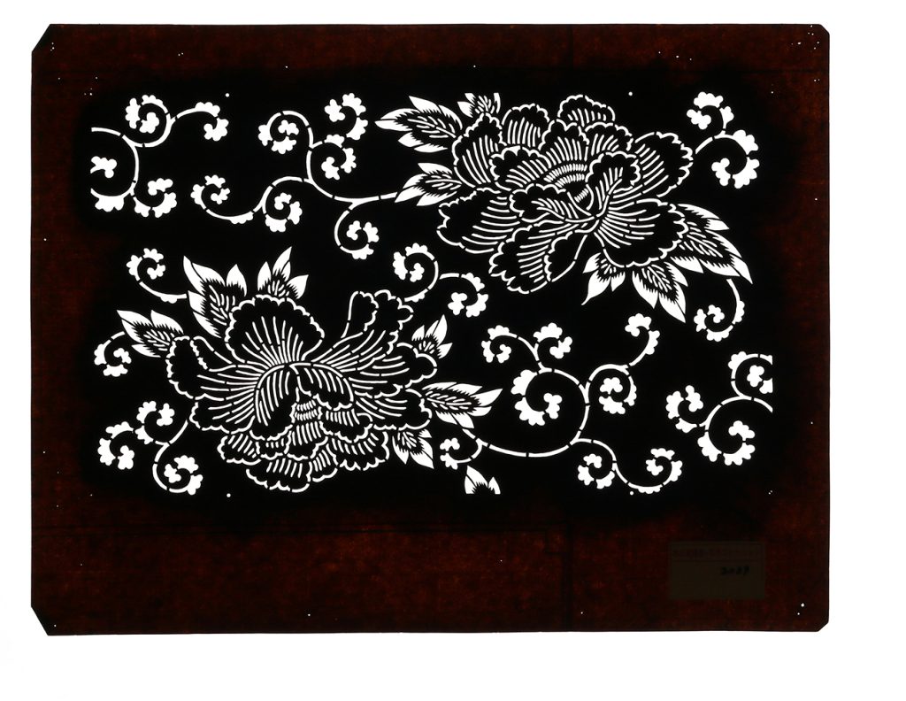 02039　牡丹唐草