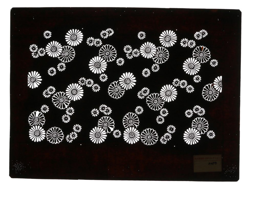 02057　菊ちらし