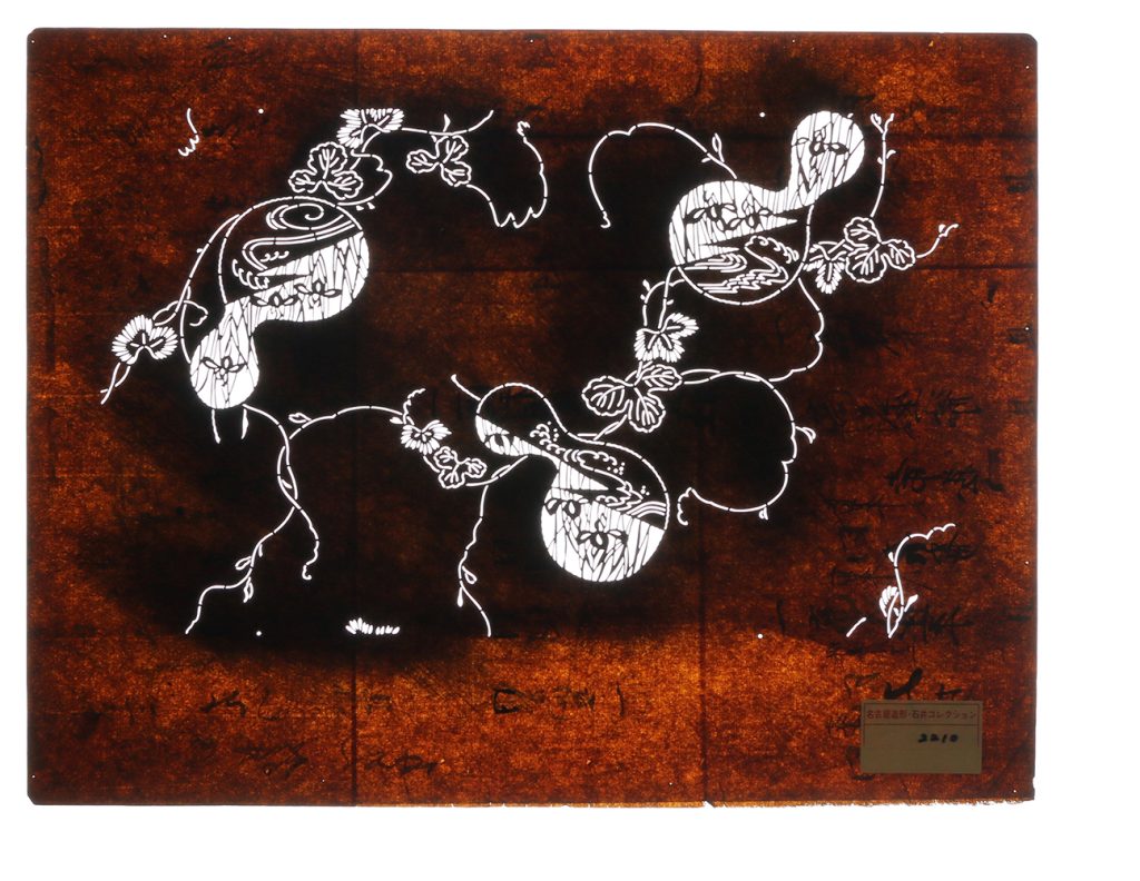 02210　つる草に紋入ヒョウタン