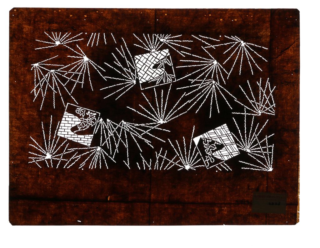 02226　松葉に色紙