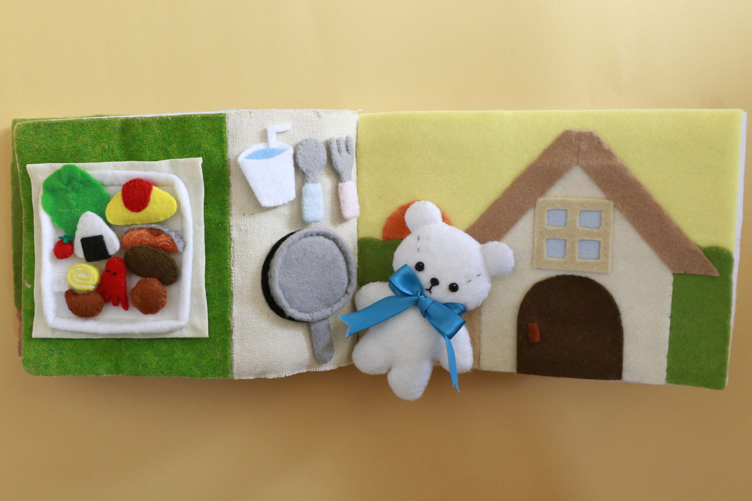 ろろとおでかけ