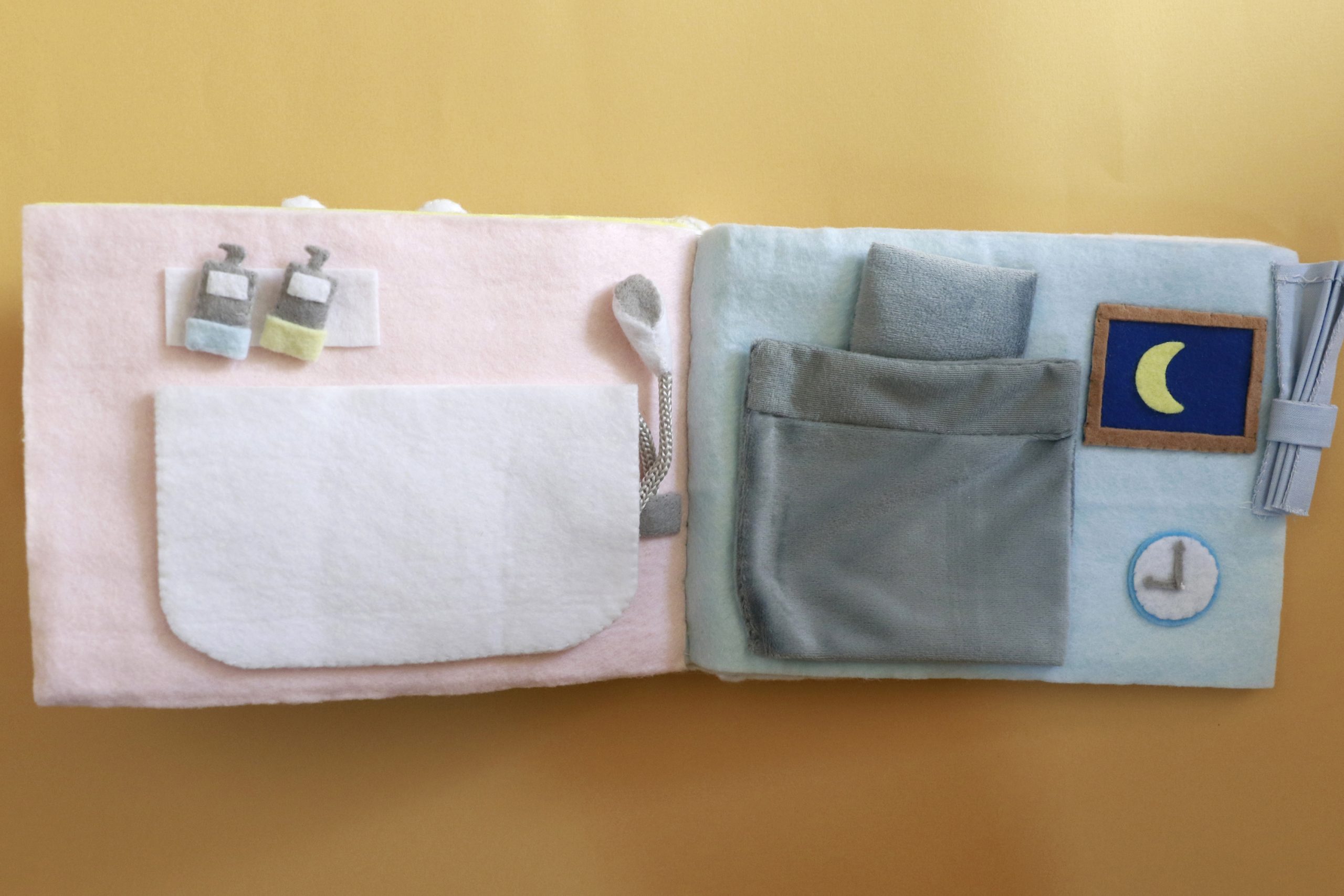 ろろとおでかけ