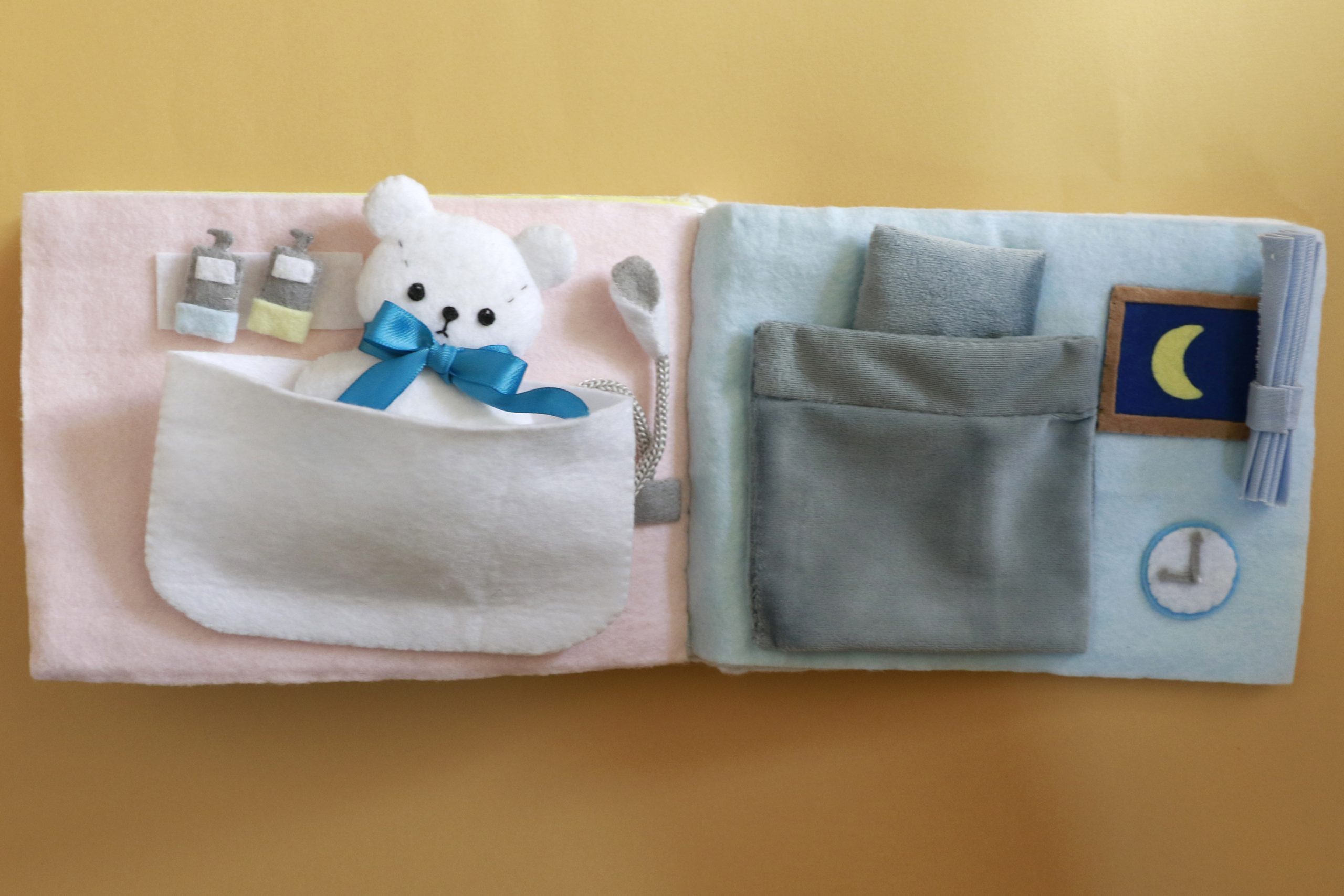 ろろとおでかけ